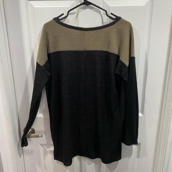 Long Sleeve Shirt - Picture 4 of 4